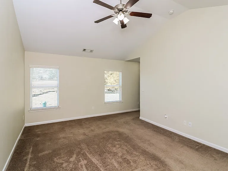 131 Terrace Walk — Photo 9