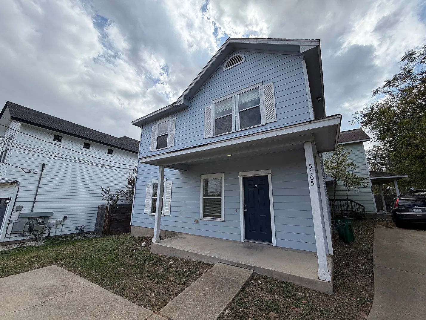 3 bed, 1400 sqft, $2,200 — Photo 1
