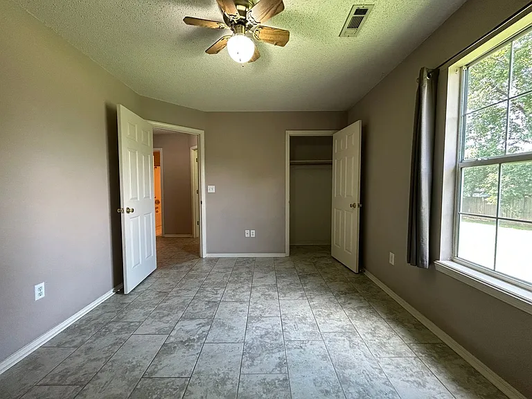 4694 W Dover St — Photo 24