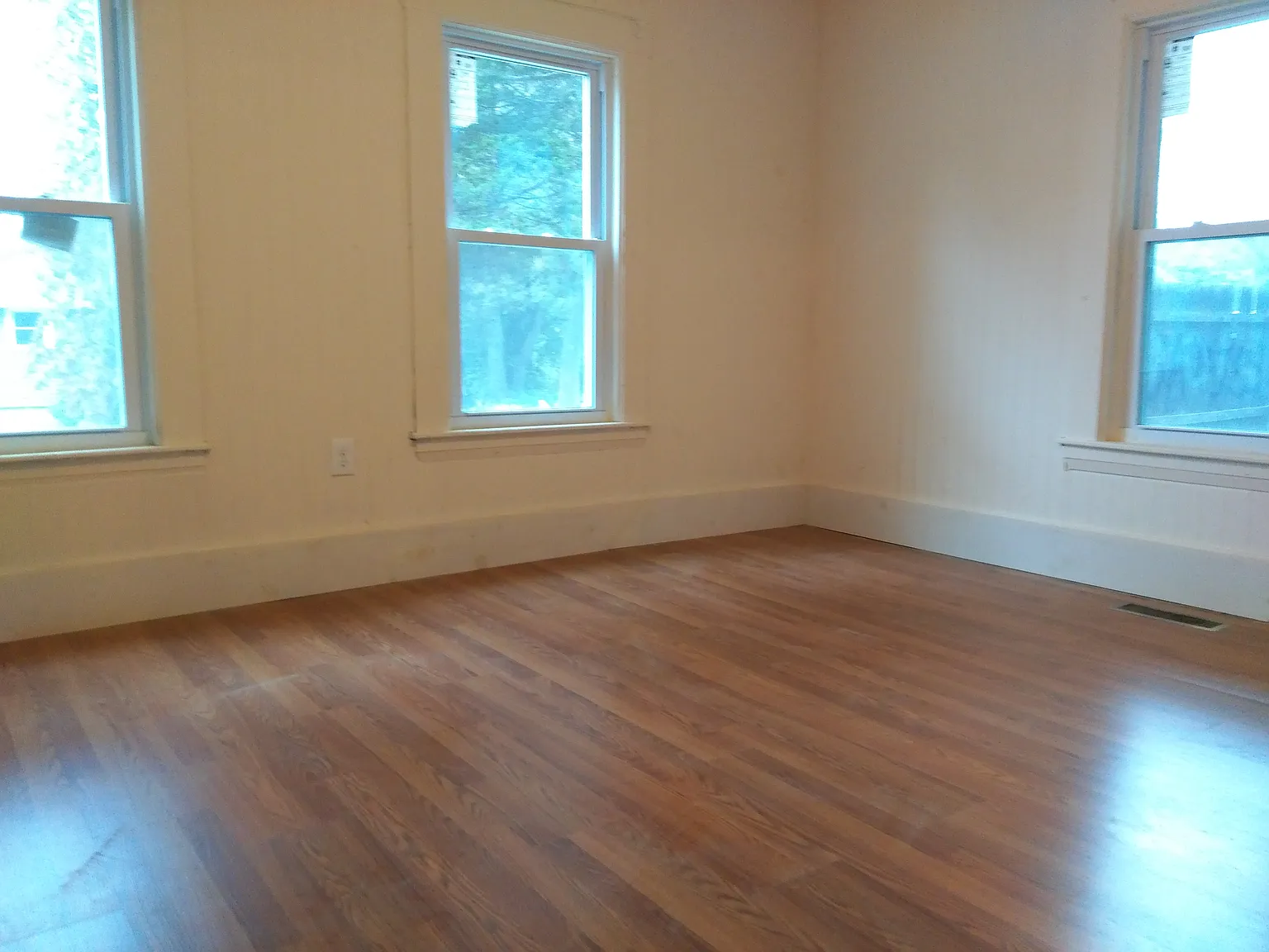 4 bed, 1184 sqft, $3,500 — Photo 3
