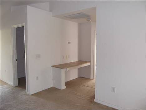 4th image of 807 Denis Ave N