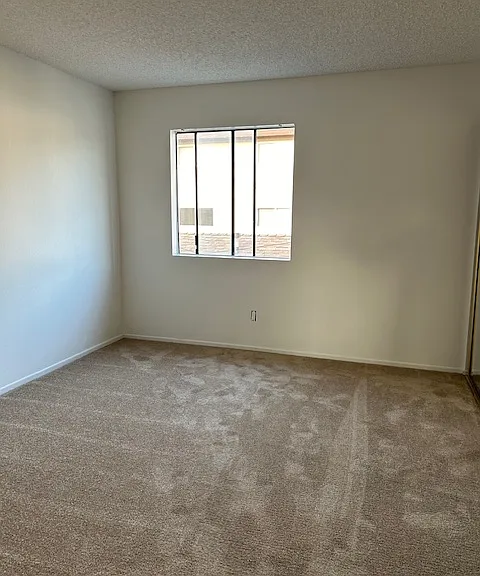 488 E Providencia Ave #K — Photo 5