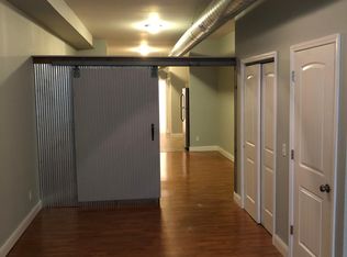 410 S Main St, Columbia, IL