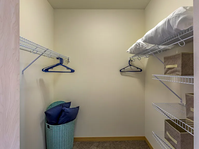 The Enclave Luxury Apartments — Photo 16