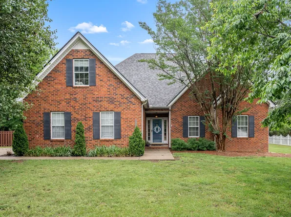 3342 Meadowhill Dr, Murfreesboro, TN 37130