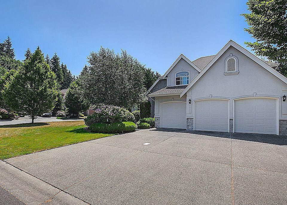 3 car garage