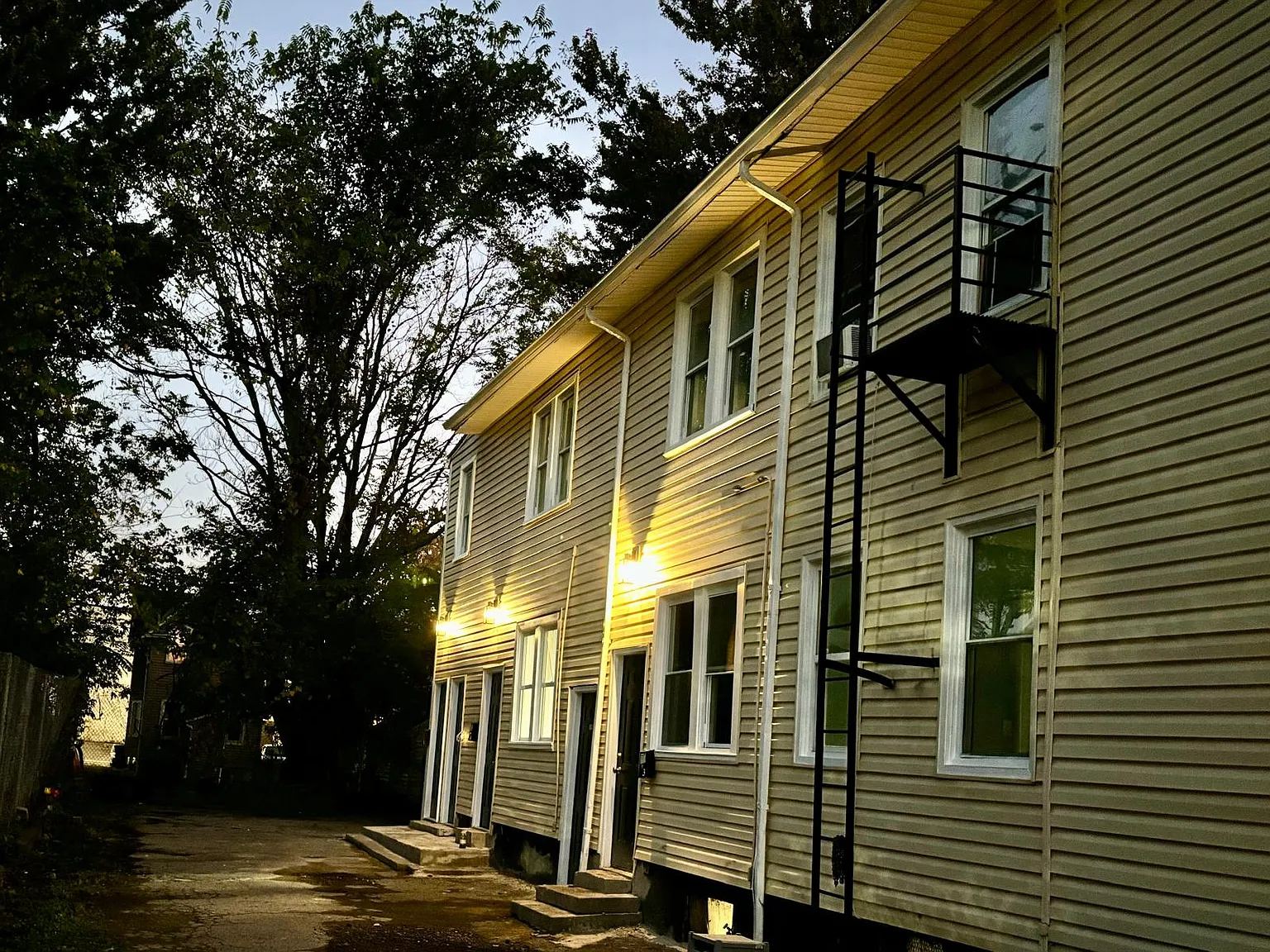 1 bed, 800 sqft, $850 — Photo 1