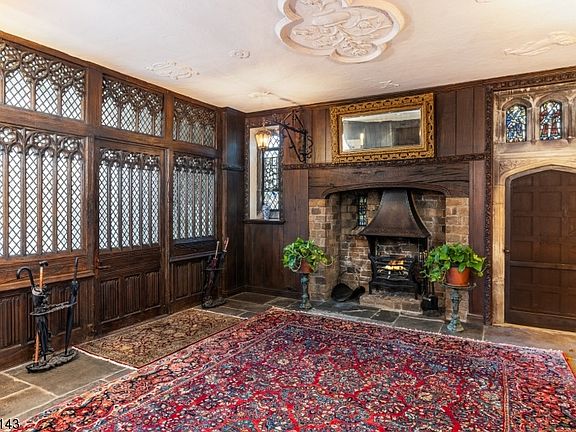 14th image of this home