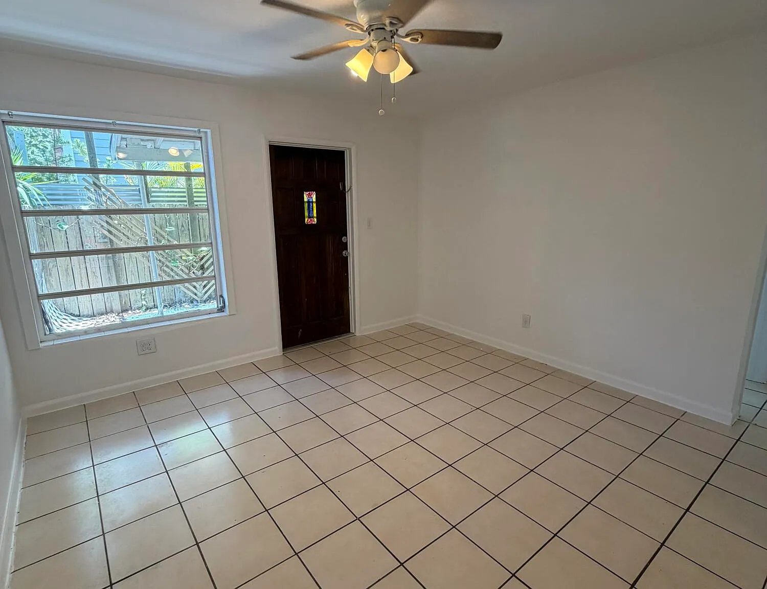 2 bed, 1.0 bath, $3,350 — Photo 3
