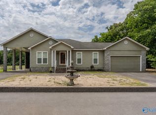 2220 Jefferson St, Courtland, AL 35618