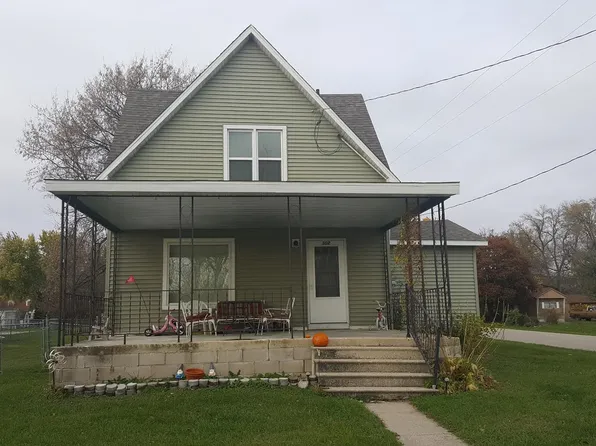 302 W Main St, Fertile, IA 50434