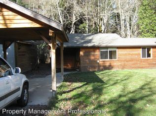 950 Caves Camp Rd, Williams, OR 97544