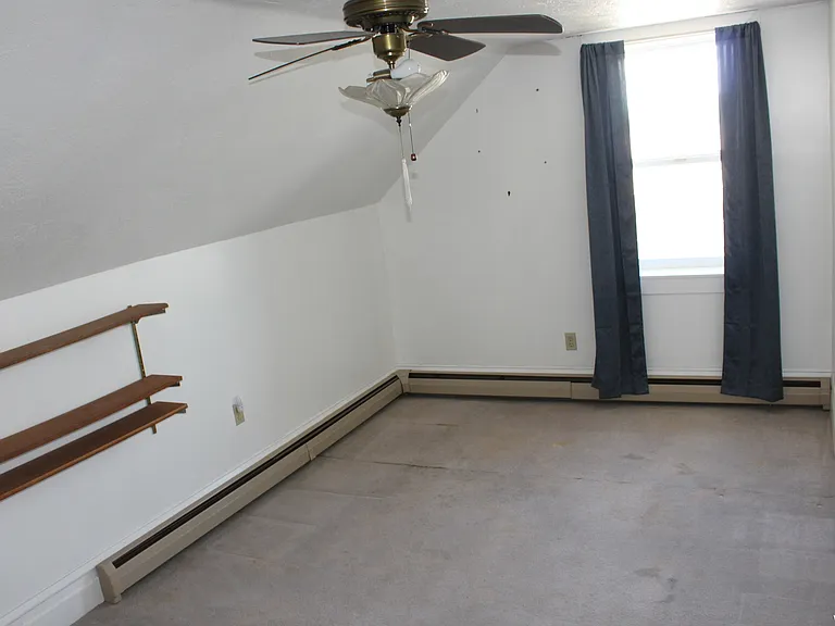 205 N Main St — Photo 16