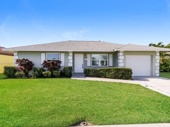 132 Stillwater Cir, Jupiter, FL 33458