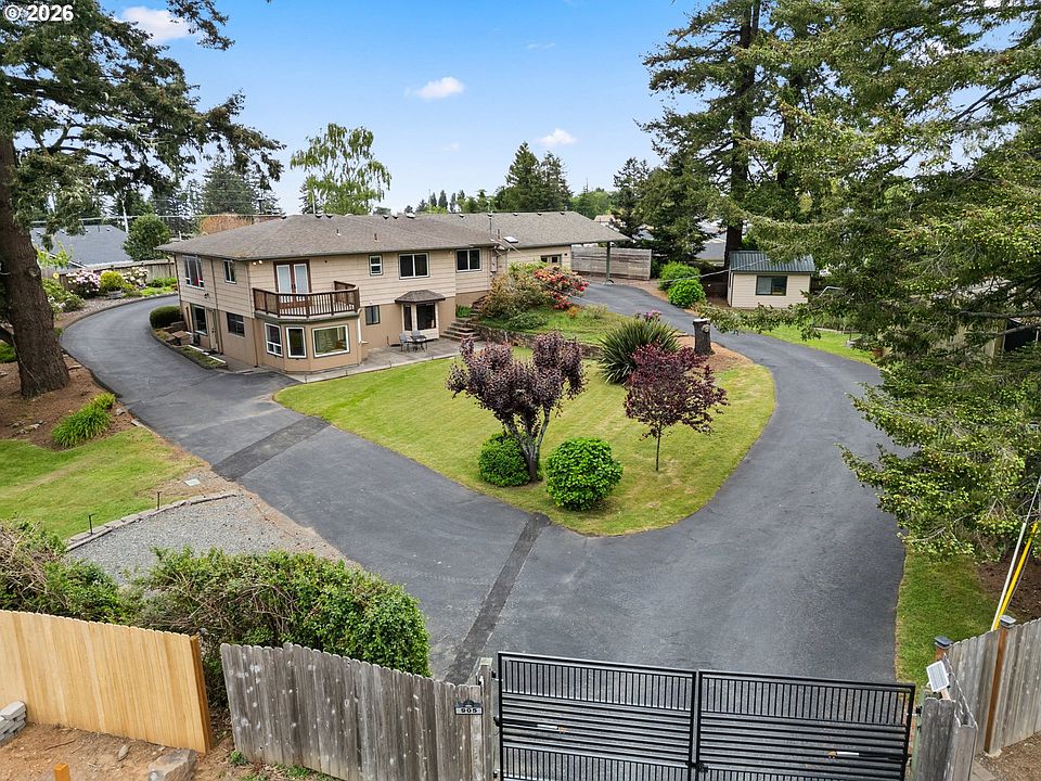 1st image of 905 Barbra Ln