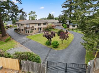 905 Barbra Ln, Brookings, OR 97415