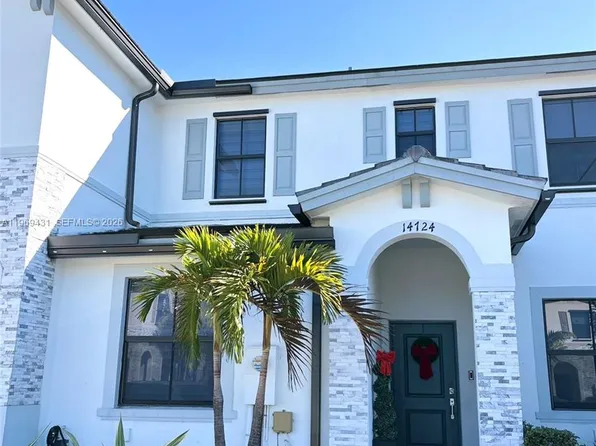 14724 SW 181st Ter, Miami, FL 33187