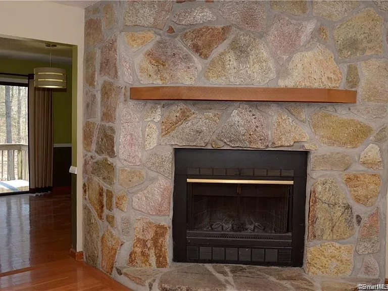 223 Flanders Rd #8 — Photo 2