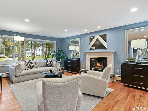 4th image of 2 Rockyfield Road