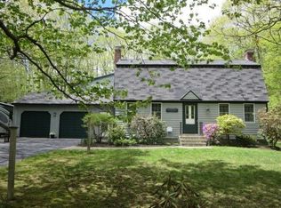 6 Oak Ridge Rd, Cumberland, ME 04021