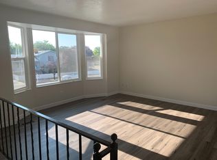 3049 S Maxine St, West Valley City, UT 84120