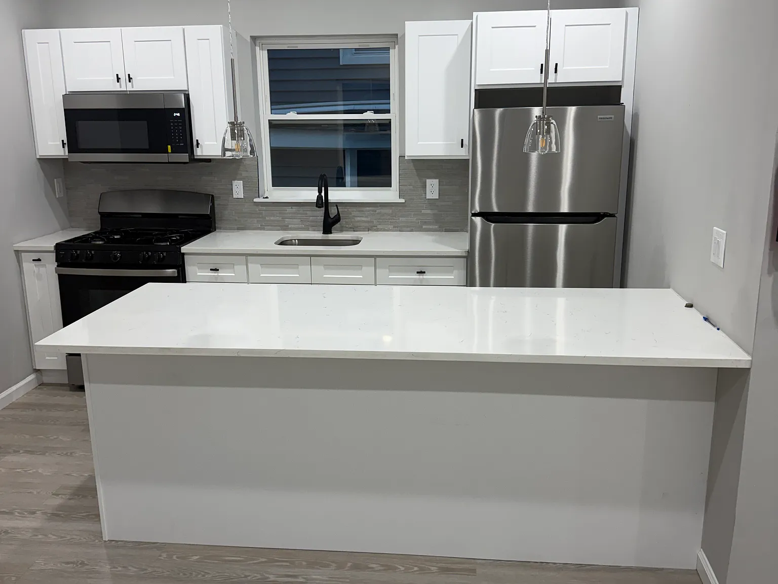 3 bed, 1600 sqft, $2,789 — Photo 4