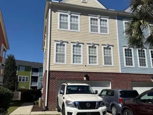 9104 Parlor Dr, Ladson, SC 29456
