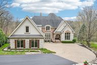 41W162 Oak Hills Ct-2204-001.jpg