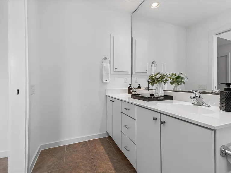 6916 Yellowstone Way Dr — Photo 31