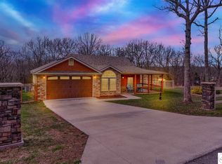 22154 Lake Ridge Dr, Warsaw, MO 65355