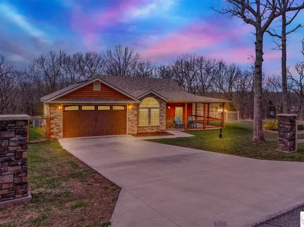 22154 Lake Ridge Dr, Warsaw, MO 65355