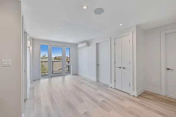 Living room, photo 4