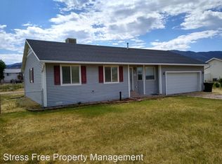 4782 N Quickdraw Ln, Enoch, UT 84721