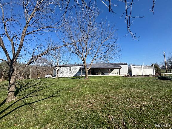 3rd image of 18046 Monroe Rd #453