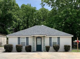 42 W Willow Creek Ln, Mc Rae Helena, GA 31055