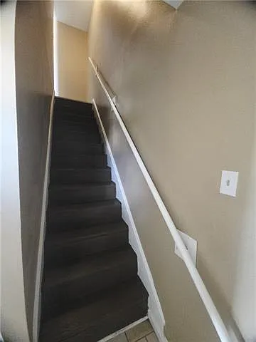 6910 Bunker Hill Rd — Photo 9