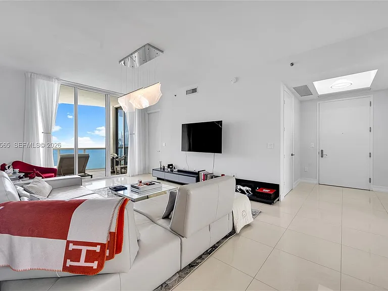 15901 Collins Ave #2104 — Photo 8