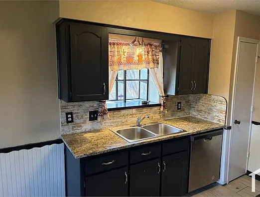7204 Kary Lynn Dr E — Photo 13