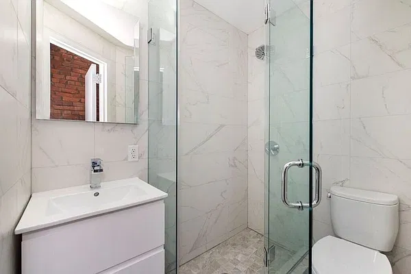 Rented by Bold Marketing | media 7