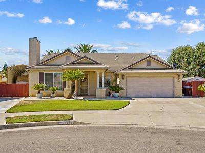 1121 Zinfandel Court, Tulare, CA, 93274