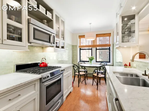 504 Grand Street image 1 of 5