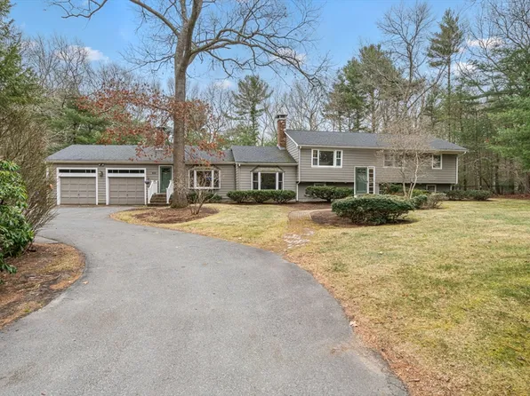 349 Chandler St, Duxbury, MA 02332