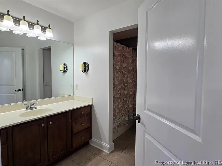 127 Nandina Ct — Photo 19