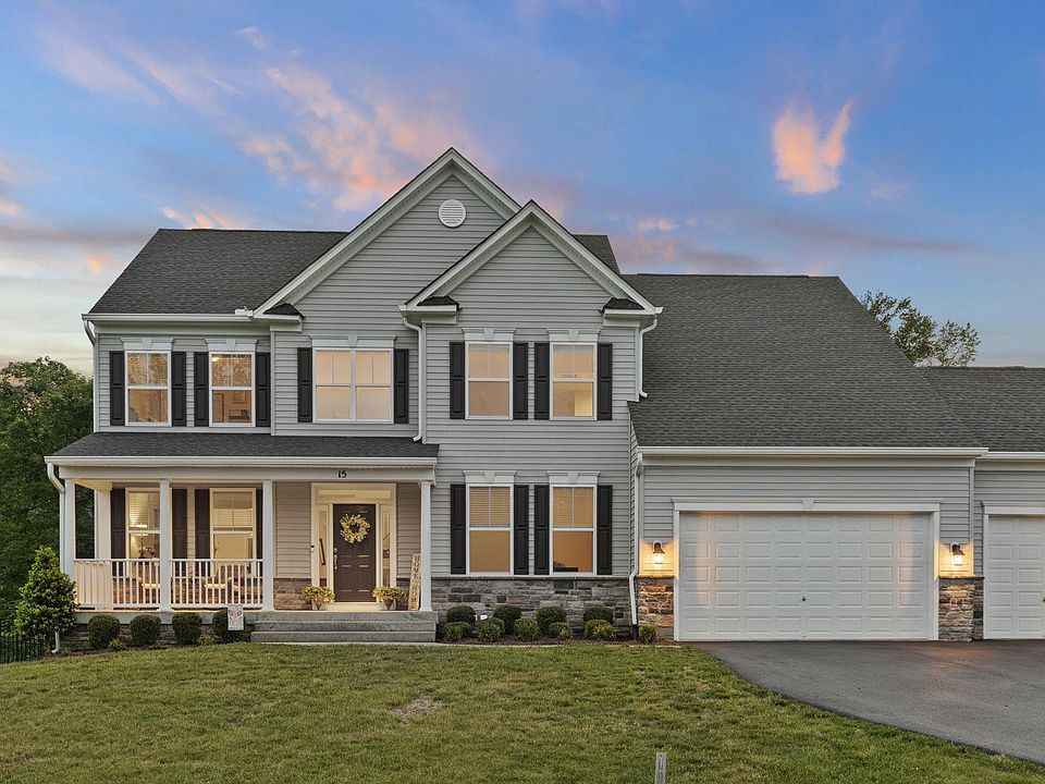 1st image of 15 Cranes Bluff Ct