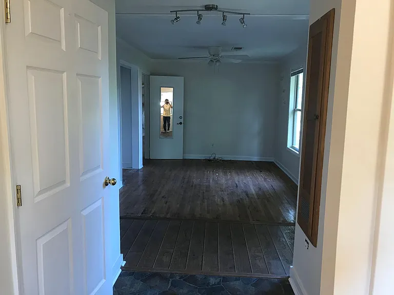 104 Johnson St — Photo 10