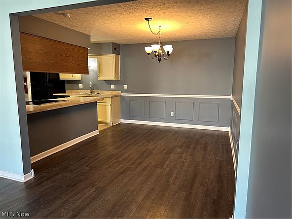 5th image of 5444 Som Center Rd