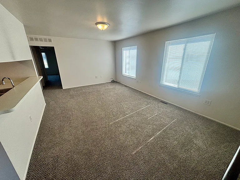 8317 Camelot Ct — Photo 3