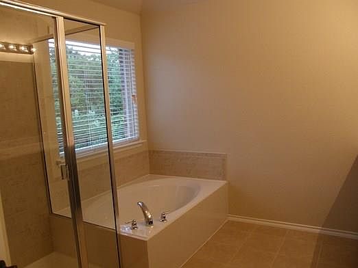 4th image of 3601 Wolf Creek Ln