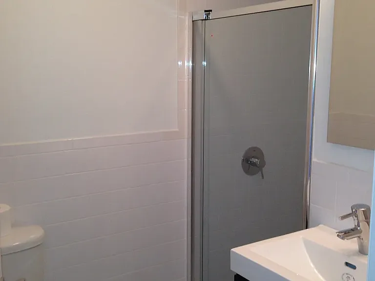 172 E 108th St #1 — Photo 4