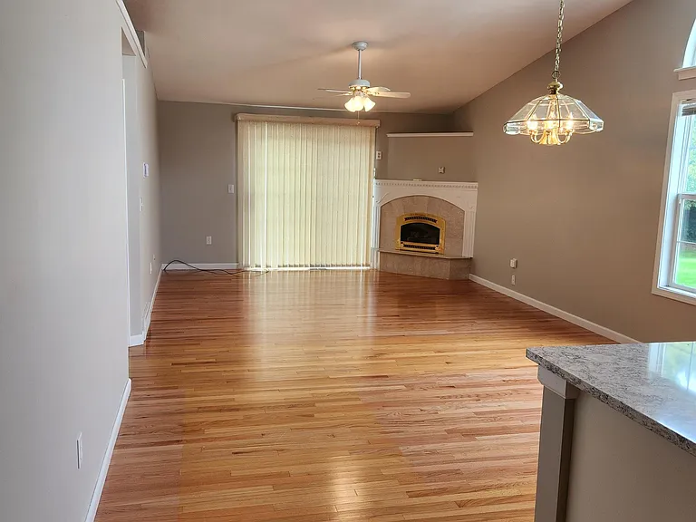 113 Braintree Dr — Photo 5